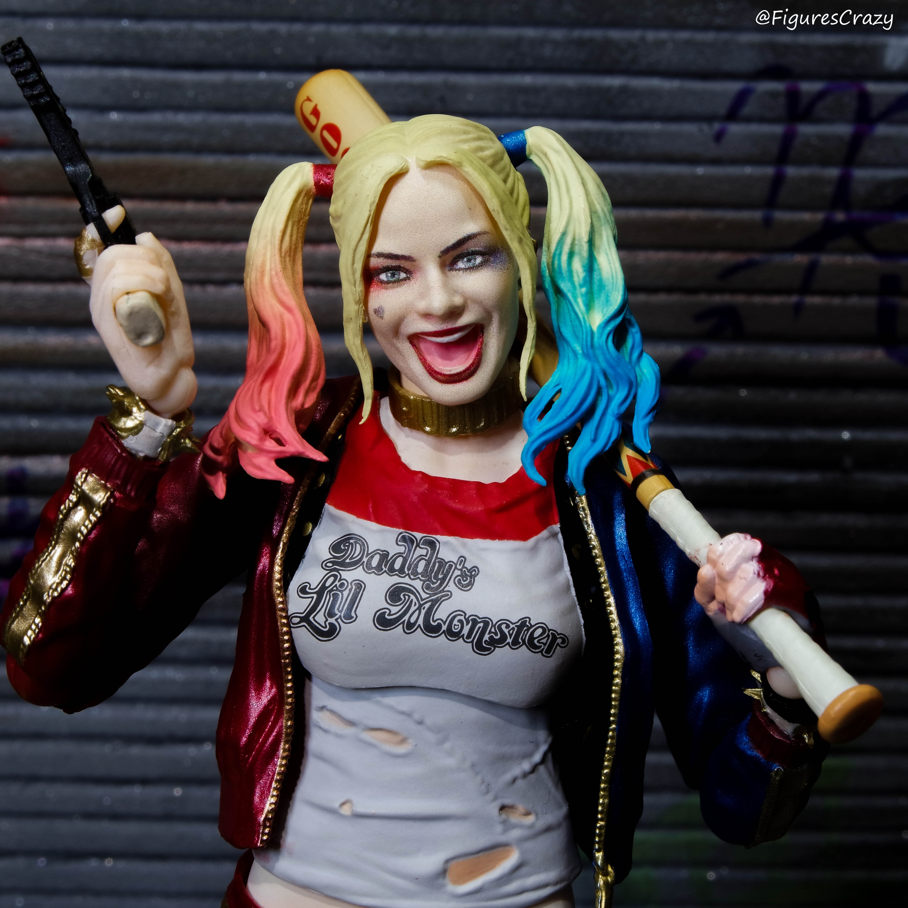 Action Figure S.H. Figuarts Harley Quinn em Esquadrão Suicida